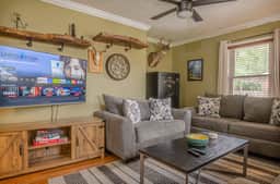 Military Bungalow w/ Grill & Fire Pit Near Moore - Image 2