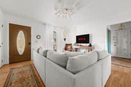  The Abuela House w/ pool Near Airport & Ft Moore