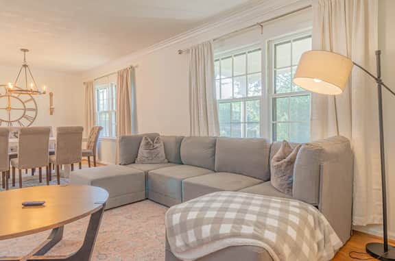 Family Pool Stay w/ Games Near Columbus Airport