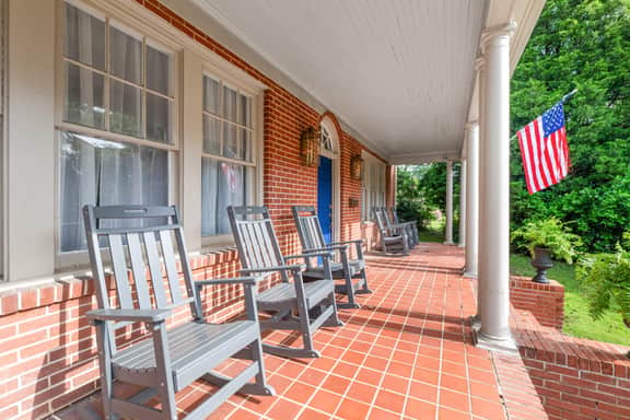 Downtown Elegant Home w/ Porch Near Riverwalk