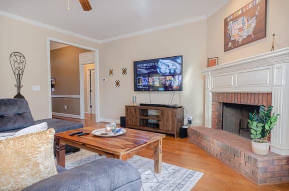 Modern Columbus Military stay w/ Games & Backyard