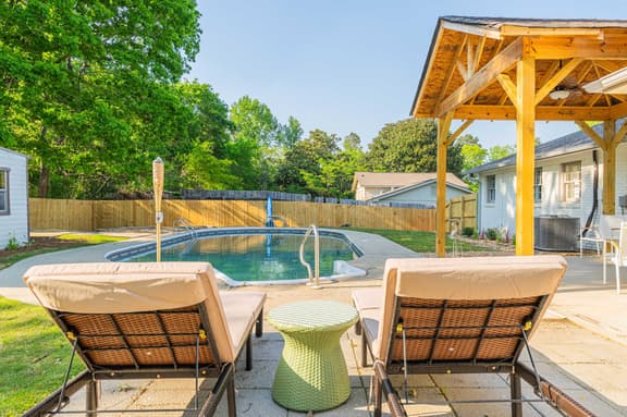 3BR•Pool•Games•Child Essentials•BBQ•15min to Ft Moore